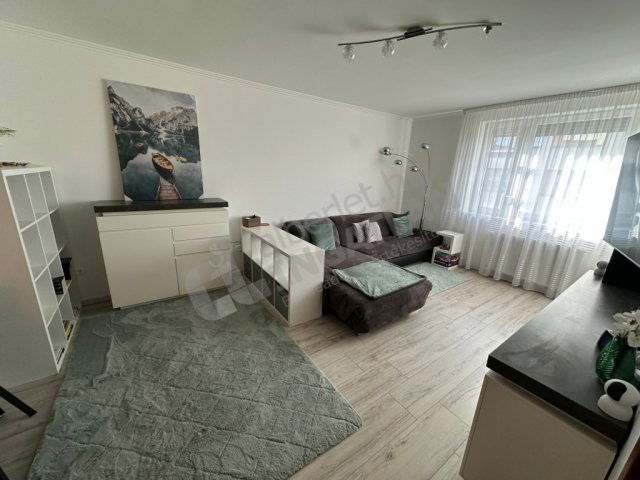 Eladó téglalakás, Budapesten, X. kerületben, Maláta utcában