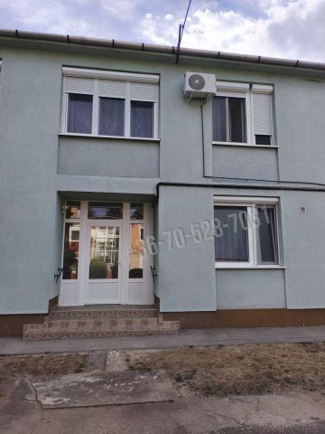 Eladó téglalakás, Tatabányán, Kazinczy Ferenc utcában 47.5 M Ft