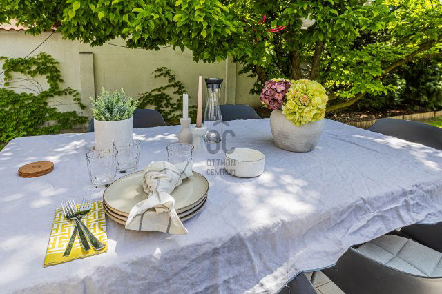 Eladó családi ház, Budapesten, XV. kerületben 259.9 M Ft