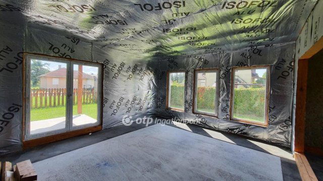 Eladó ikerház, Balatonmáriafürdőn 45 M Ft, 1+2 szobás