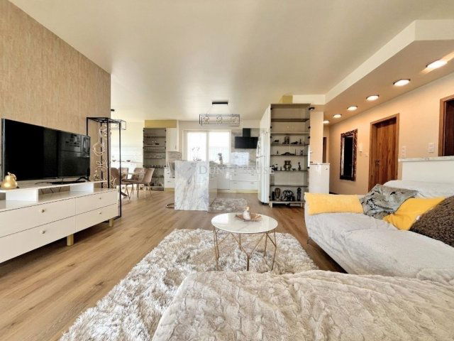 Eladó téglalakás, Budapesten, XVII. kerületben 255 M Ft