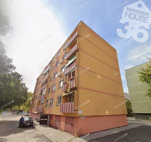 Eladó panellakás, Kecskeméten 44.9 M Ft, 2 szobás