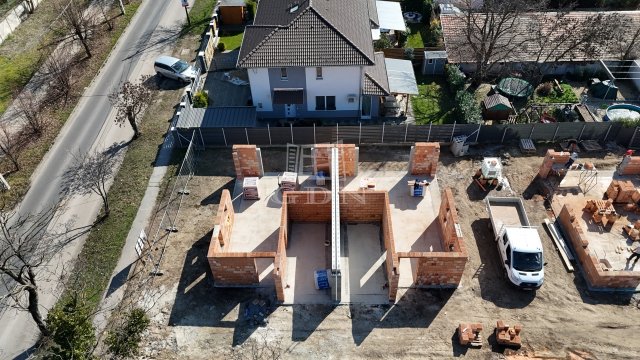 Eladó ikerház, Budapesten, X. kerületben 134.9 M Ft, 4 szobás