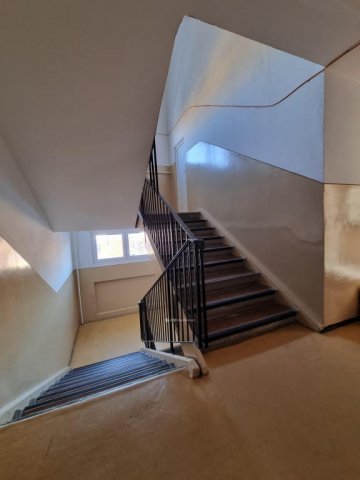 Eladó panellakás, Pápán 44.75 M Ft, 2 szobás