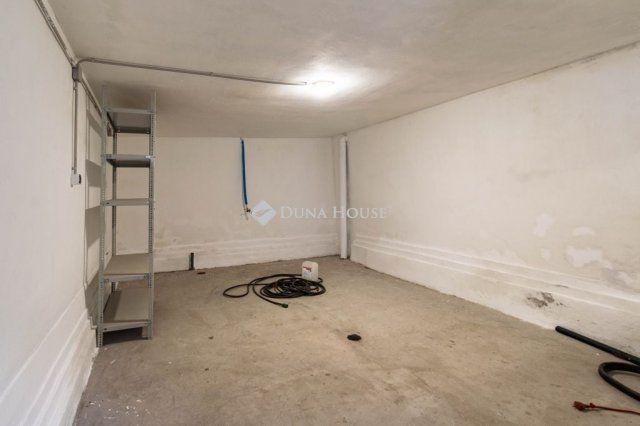 Eladó családi ház, Budapesten, X. kerületben 134 M Ft, 3 szobás