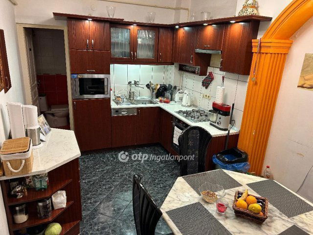 Eladó téglalakás, Budapesten, II. kerületben 110 M Ft, 2 szobás