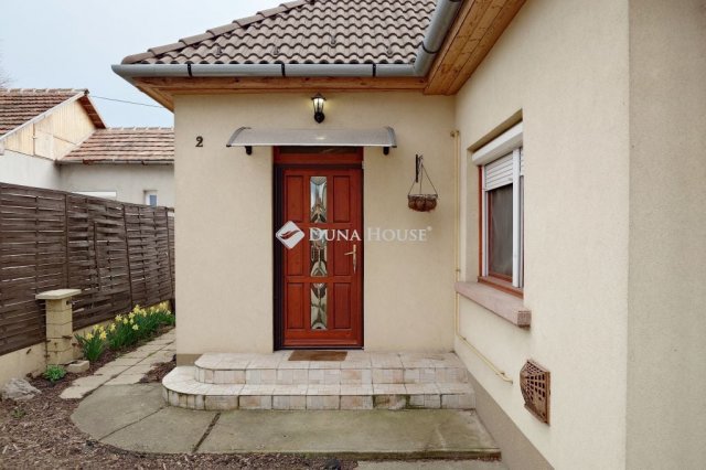 Eladó családi ház, Kecskeméten, Móra Ferenc utcában 79.9 M Ft