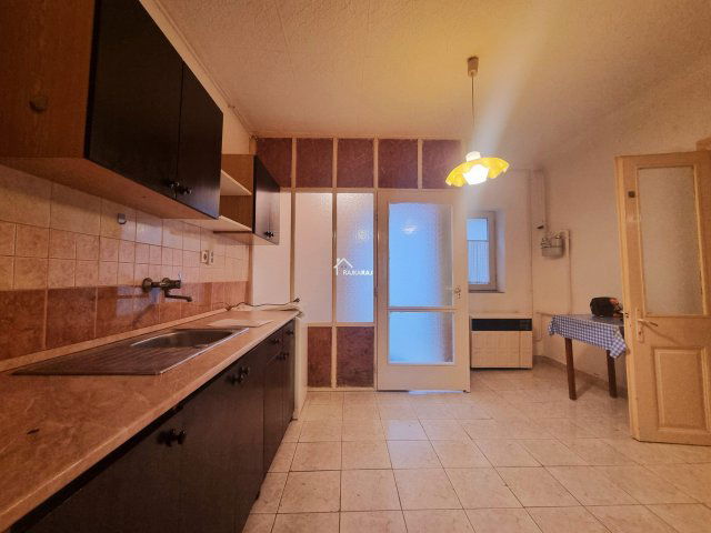 Eladó téglalakás, Mosonmagyaróváron 22.5 M Ft, 1 szobás