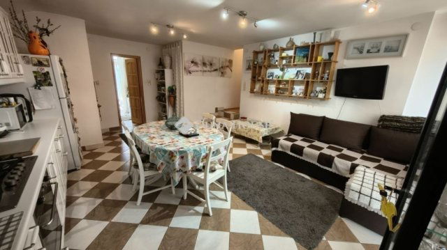 Eladó téglalakás, Kistarcsán 62 M Ft, 3 szobás