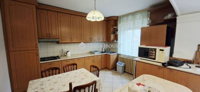 Eladó családi ház, Kecskeméten 89.9 M Ft, 4 szobás