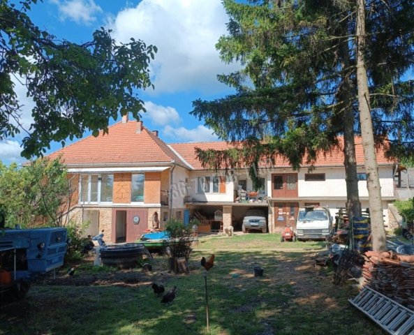 Eladó családi ház, Szokolyán 89.9 M Ft, 7 szobás