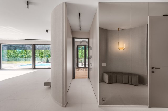 Eladó ikerház, Budapesten, III. kerületben 525 M Ft, 5 szobás