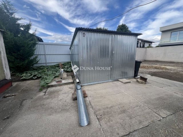 Eladó családi ház, Szegeden 73.5 M Ft, 4 szobás