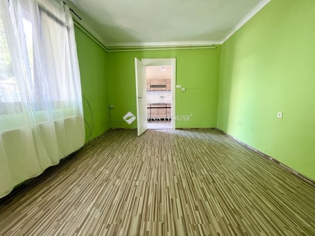 Eladó téglalakás, Budapesten, XX. kerületben 44 M Ft, 2 szobás