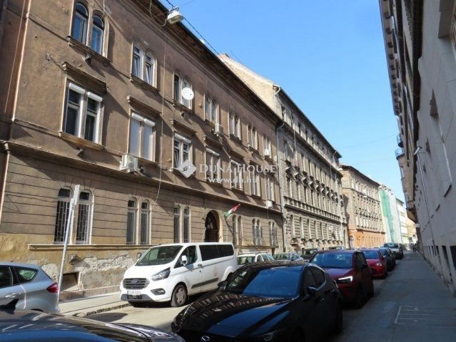 Eladó téglalakás, Budapesten, VIII. kerületben 38.7 M Ft