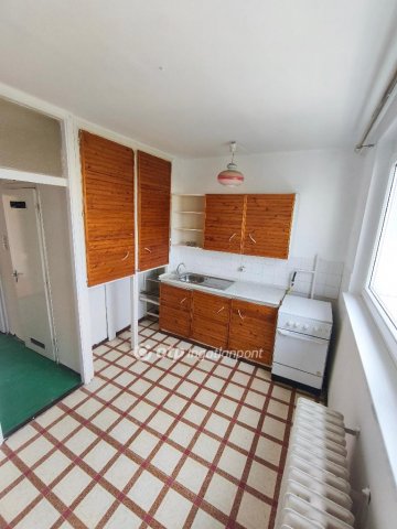 Eladó téglalakás, Miskolcon 34 M Ft, 2 szobás