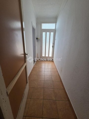 Eladó családi ház, Nagykökényesen 36 M Ft, 3+1 szobás