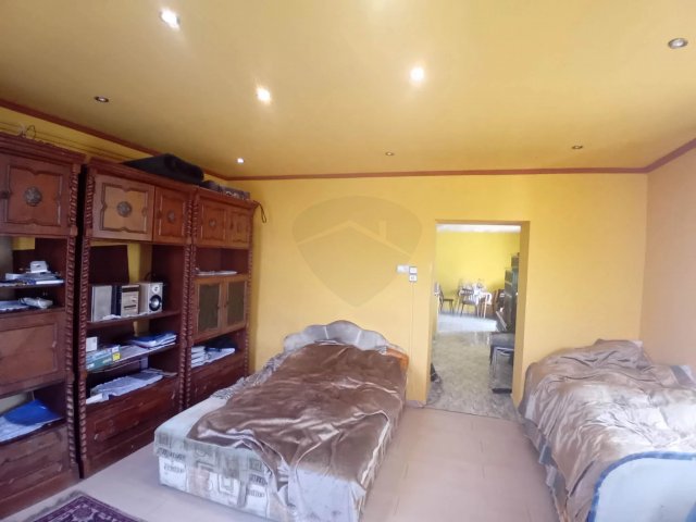 Eladó családi ház, Atkáron 27.99 M Ft, 1 szobás