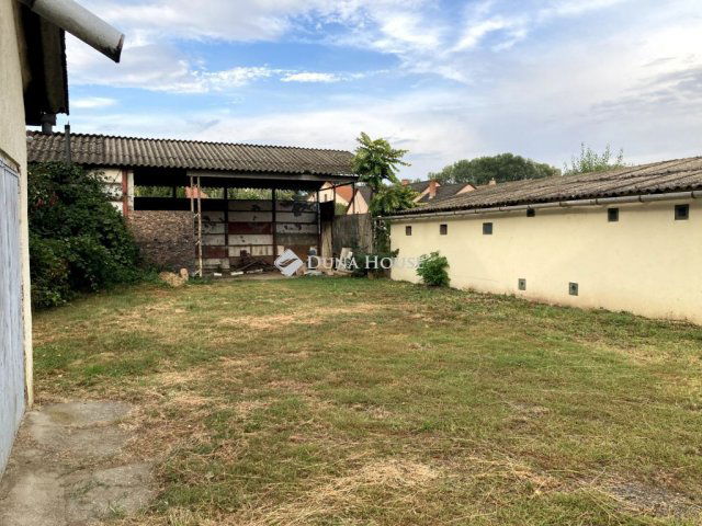Eladó családi ház, Sárospatakon 27.99 M Ft, 3 szobás