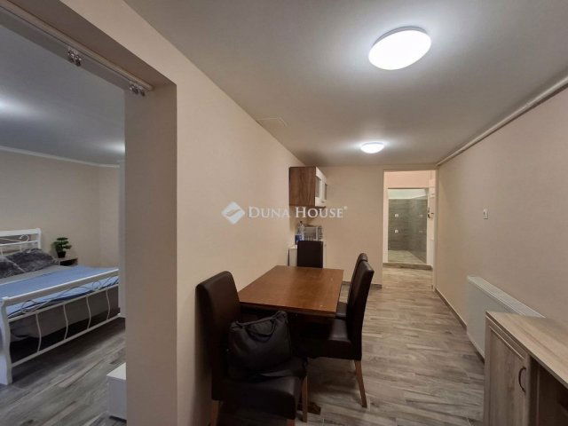 Eladó sorház, Karcagon 17.5 M Ft, 1 szobás / költözzbe.hu