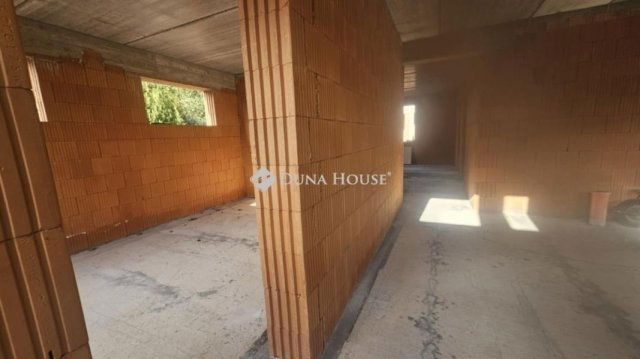 Eladó családi ház, Budapesten, XVIII. kerületben 145 M Ft