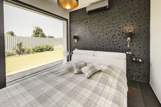 Eladó családi ház, Dabason 199 M Ft, 4 szobás