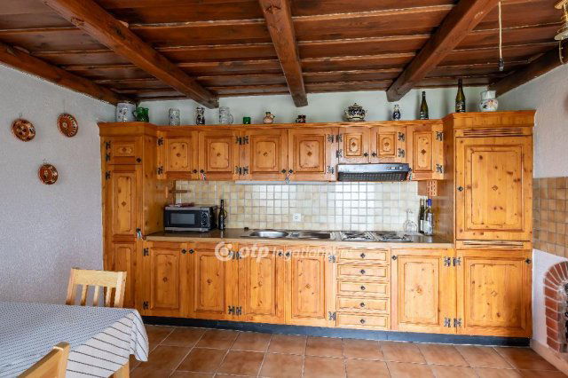 Eladó nyaraló, Badacsonytomajon 94 M Ft, 4 szobás