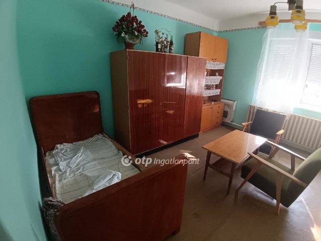 Eladó családi ház, Gyomaendrődön 16 M Ft, 3 szobás