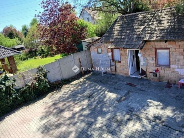 Eladó családi ház, Gödöllőn 69.9 M Ft, 8 szobás