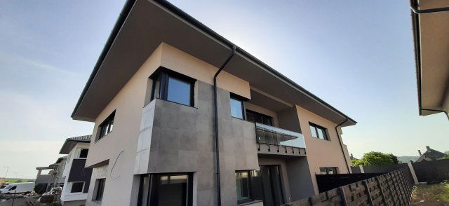 Eladó téglalakás, Mendén 85 M Ft, 4 szobás