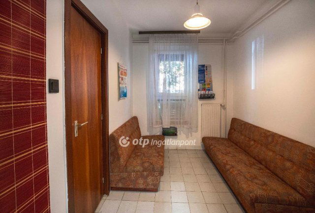 Eladó családi ház, Székesfehérvárott 149.9 M Ft, 5 szobás