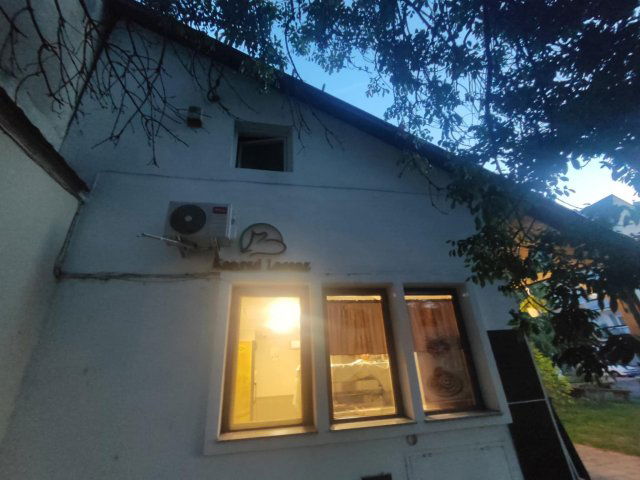 Kiadó üzlethelyiség, Hódmezővásárhelyen, Szent Antal utcában