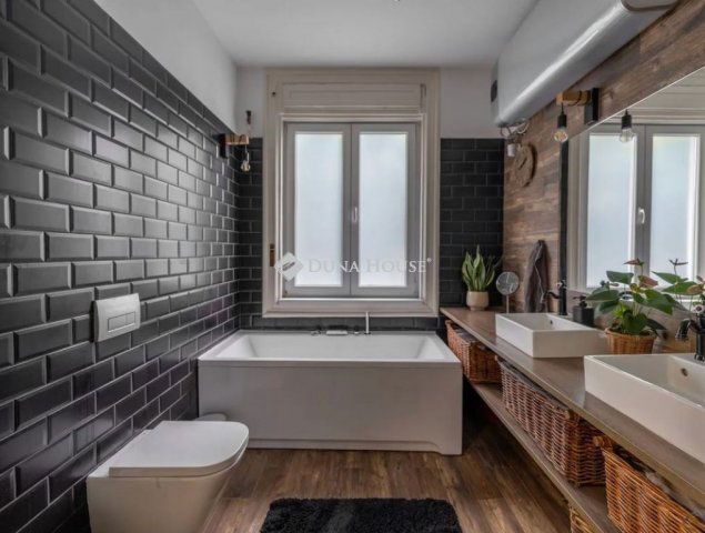Eladó téglalakás, Budapesten, XIV. kerületben, Stefánia úton