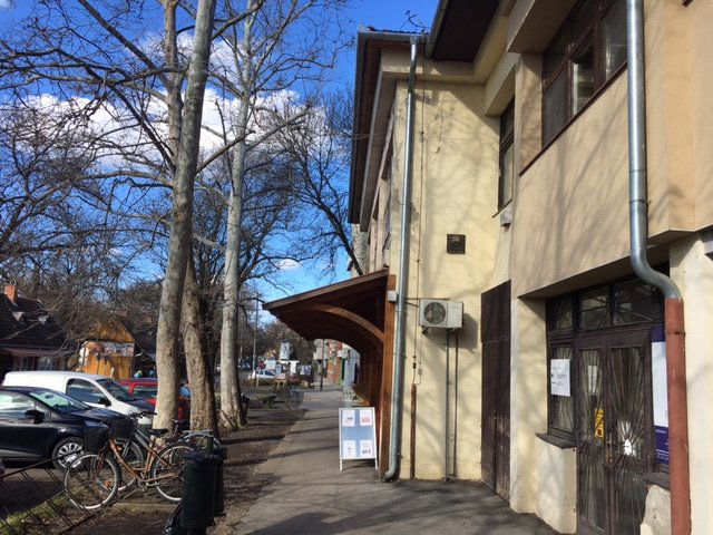 Eladó téglalakás, Békésen, Piac téren 53 M Ft, 3 szobás