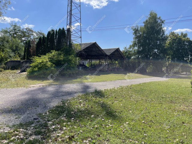 Eladó ipari ingatlan, Őrbottyánban 145 M Ft