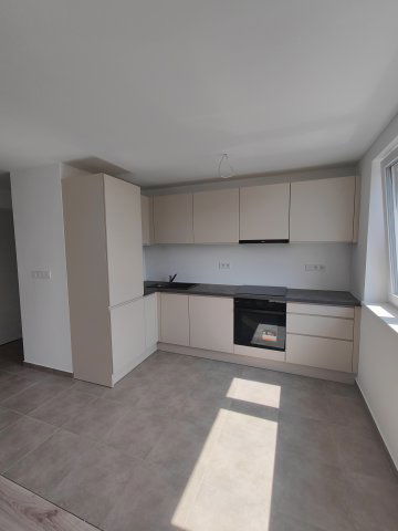 Kiadó téglalakás, albérlet, Szombathelyen 200 E Ft / hó