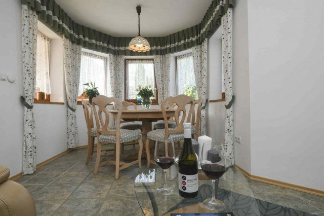 Kiadó téglalakás, albérlet, Egerben 230 E Ft / hó, 3 szobás