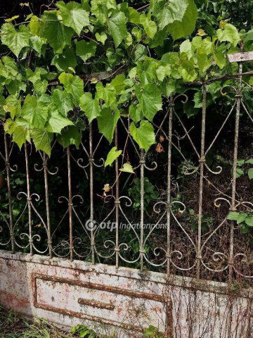 Eladó nyaraló, Pilisen 6.9 M Ft, 2 szobás / költözzbe.hu