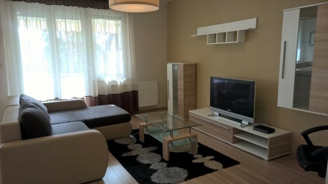 Kiadó téglalakás, albérlet, Debrecenben 300 E Ft / hó, 2 szobás