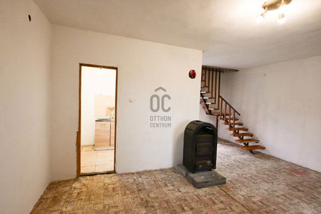 Eladó családi ház, Pákozdon 48.5 M Ft, 4 szobás