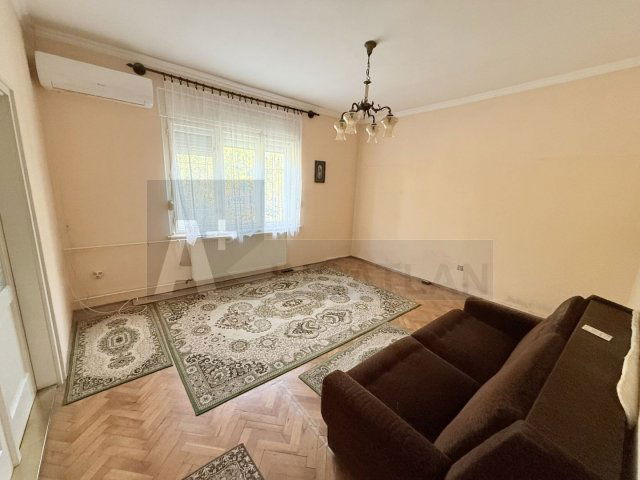 Eladó családi ház, Szegeden 85.9 M Ft, 5 szobás