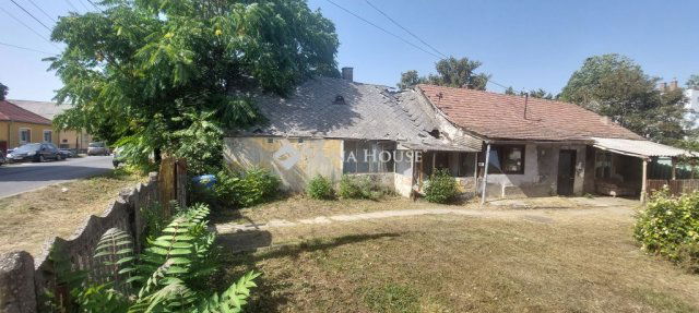 Eladó családi ház, Dombóváron, Erzsébet utcában 6.8 M Ft