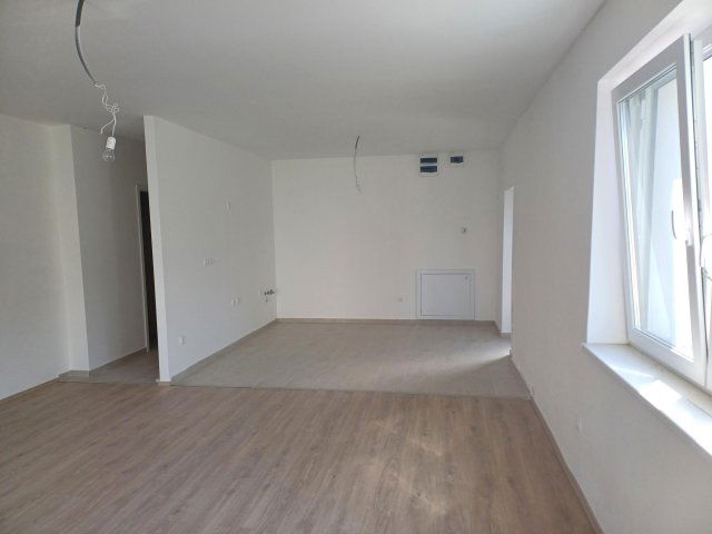 Eladó iroda, Szombathelyen 41.9 M Ft, 2 szobás
