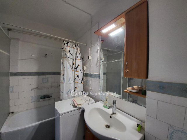 Eladó családi ház, Tabon 46.8 M Ft, 4 szobás