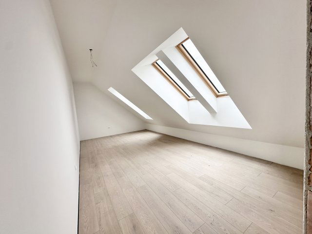 Eladó téglalakás, Szombathelyen 59.9 M Ft, 3 szobás
