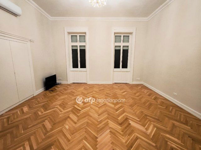 Eladó téglalakás, Budapesten, V. kerületben 225 M Ft, 3 szobás