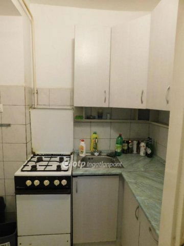 Eladó családi ház, Pécsett 329 M Ft, 9 szobás