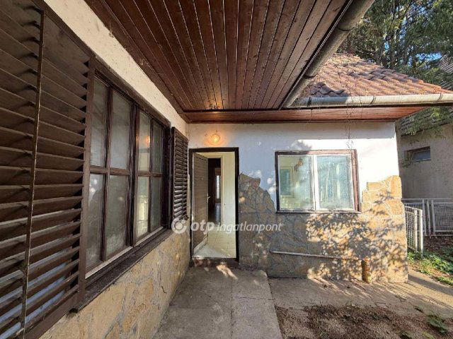 Eladó családi ház, Budapesten, II. kerületben 124.9 M Ft