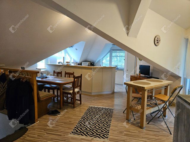 Eladó téglalakás, Győrladaméren 59.98 M Ft, 4 szobás