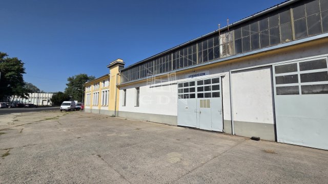 Kiadó ipari ingatlan, Székesfehérvárott 1355 E Ft / hó